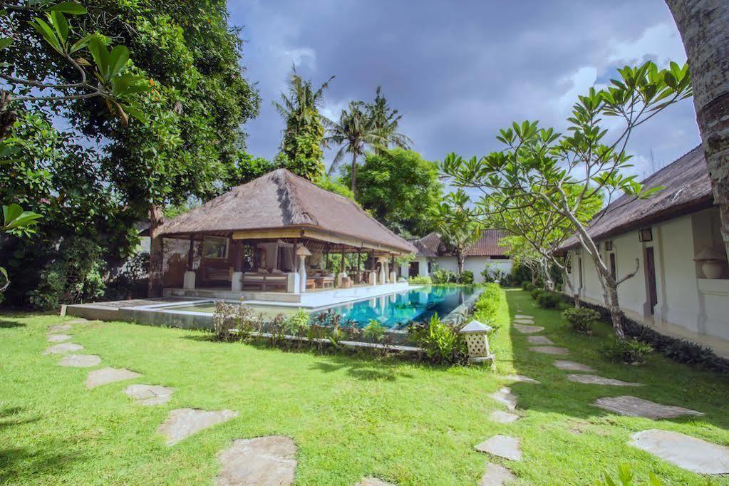 Blind Dog Inn ซานูร์ ภายนอก รูปภาพ