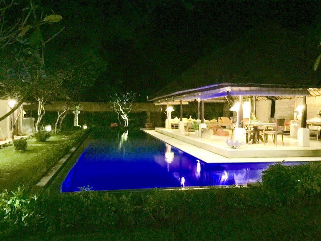 Blind Dog Inn ซานูร์ ภายนอก รูปภาพ